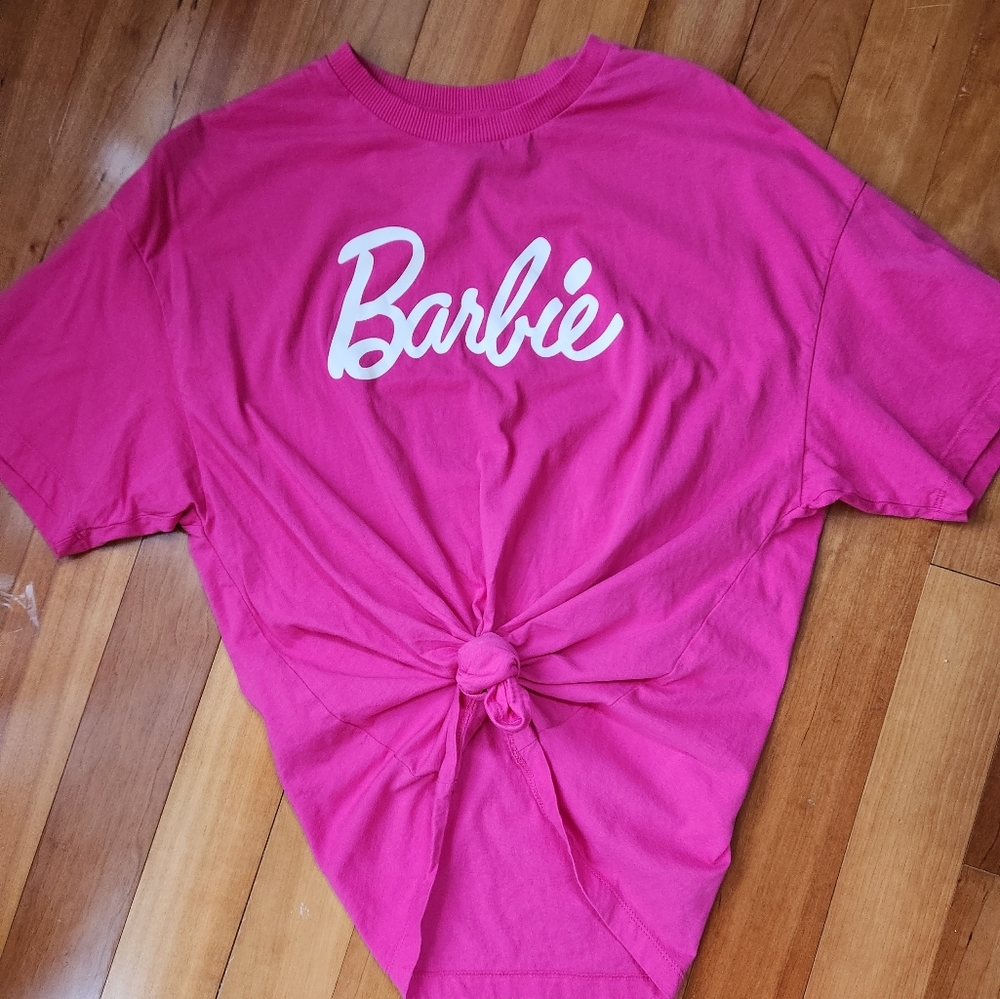Barbie pink t-shirt